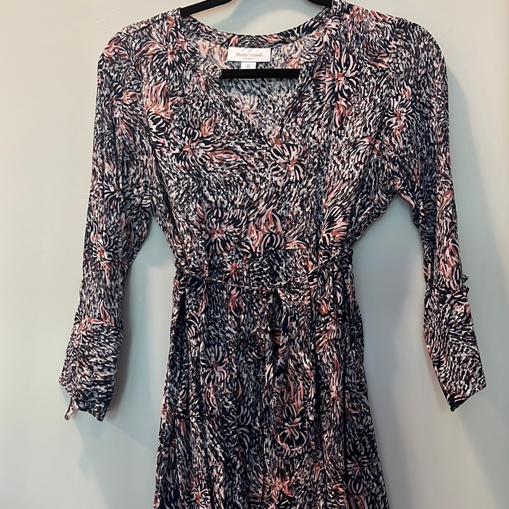 XS Motherhood Maternity long sleeve blouse with flowers, cinch waist with tie